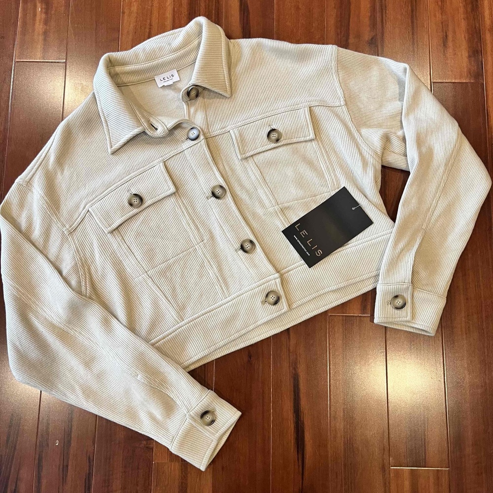 New NWT Le Lis Beige Knit Jacket Ribbed Button Front Crop Long Sleeve Sz S